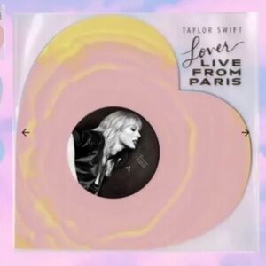 Taylor Swift heart vinyl